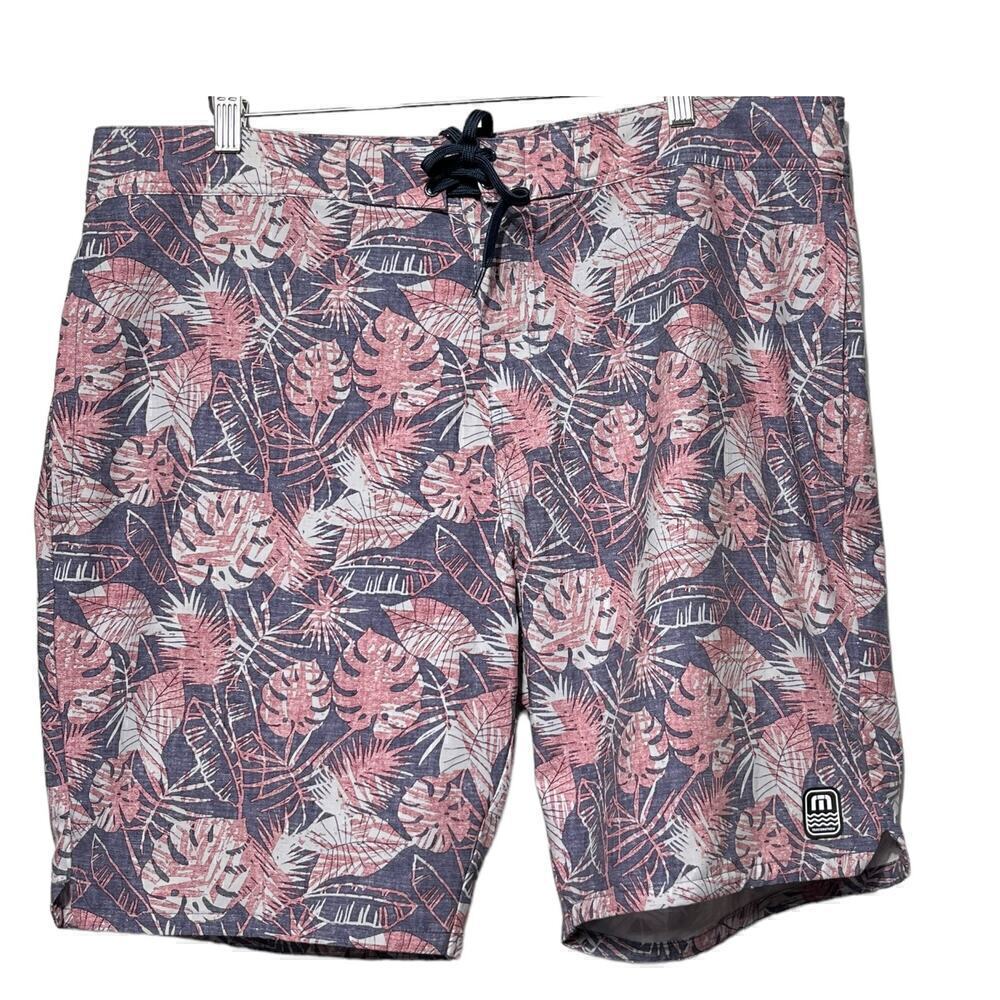Travis Mathew Foot The Bill BoardShorts / Size-38